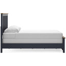 Signature Design by Ashley Landocken B414B10 Queen Panel Bed IMAGE 3