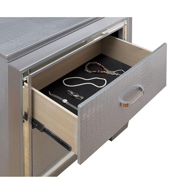  Furniture of America Bellanova CM7979SV-Q Queen Bed IMAGE 3