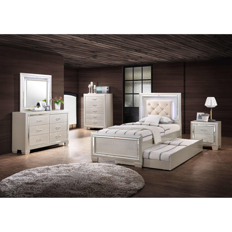  Elements International Platinum Youth 5-Drawer Kids Chest LT111CH IMAGE 4