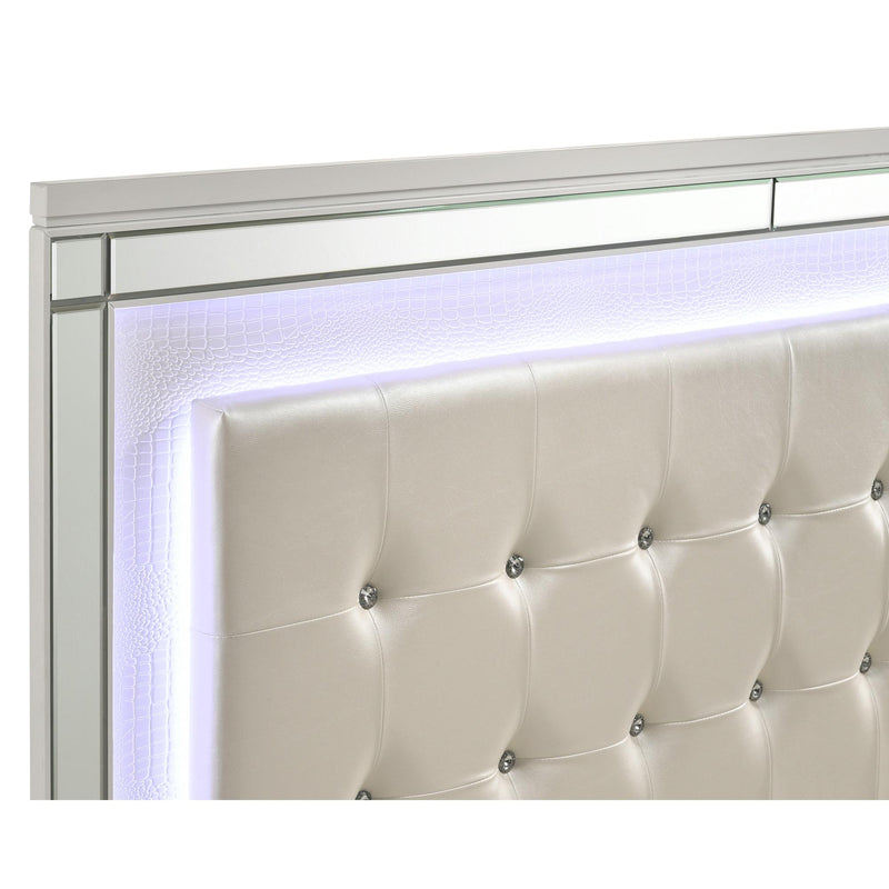 New Classic Furniture Valentino BA9698W King Upholstered Bed - White IMAGE 4