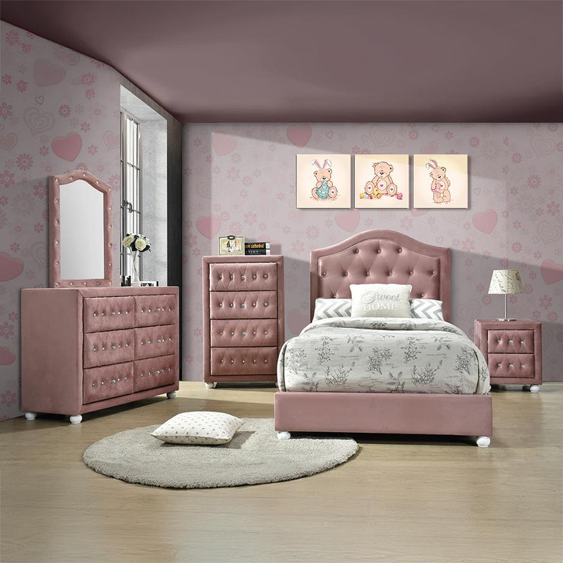 Acme Furniture Reggie 30826 Chest IMAGE 3