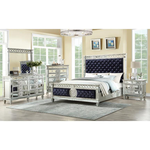 Acme Furniture 27350Q Queen Bed - Black IMAGE 1