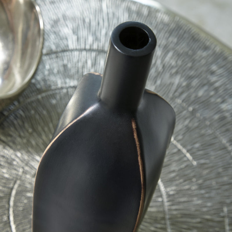  Signature Design by Ashley Rhaveney A2000551 Vase IMAGE 4