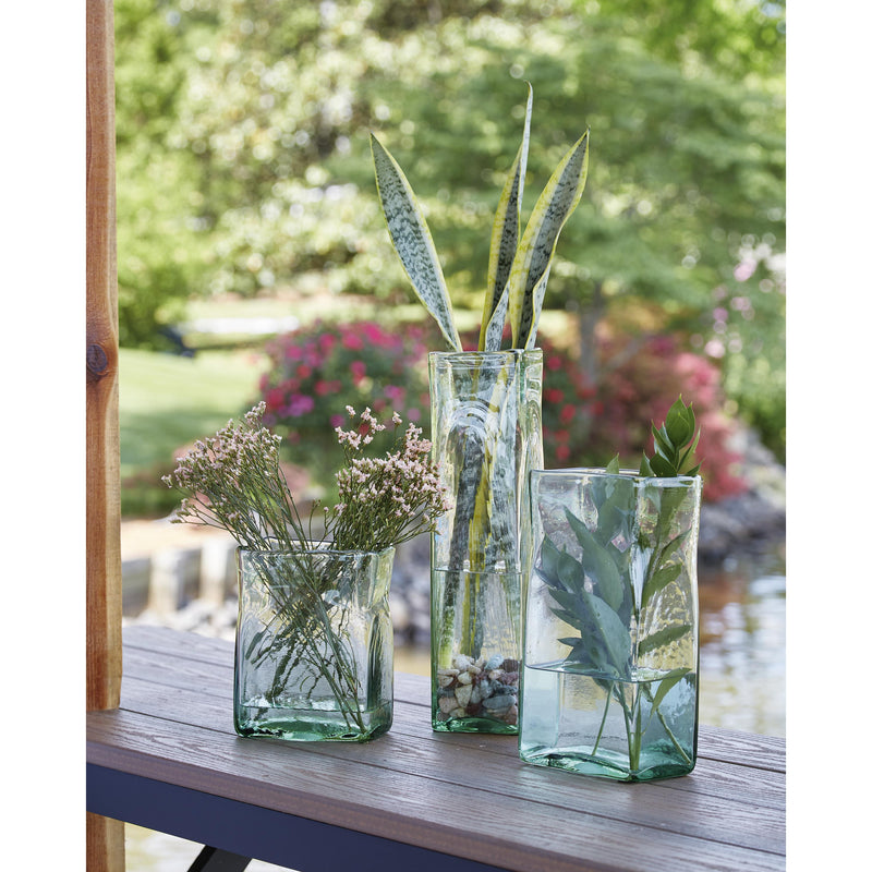  Signature Design by Ashley Taylow A2000538 Vase IMAGE 4