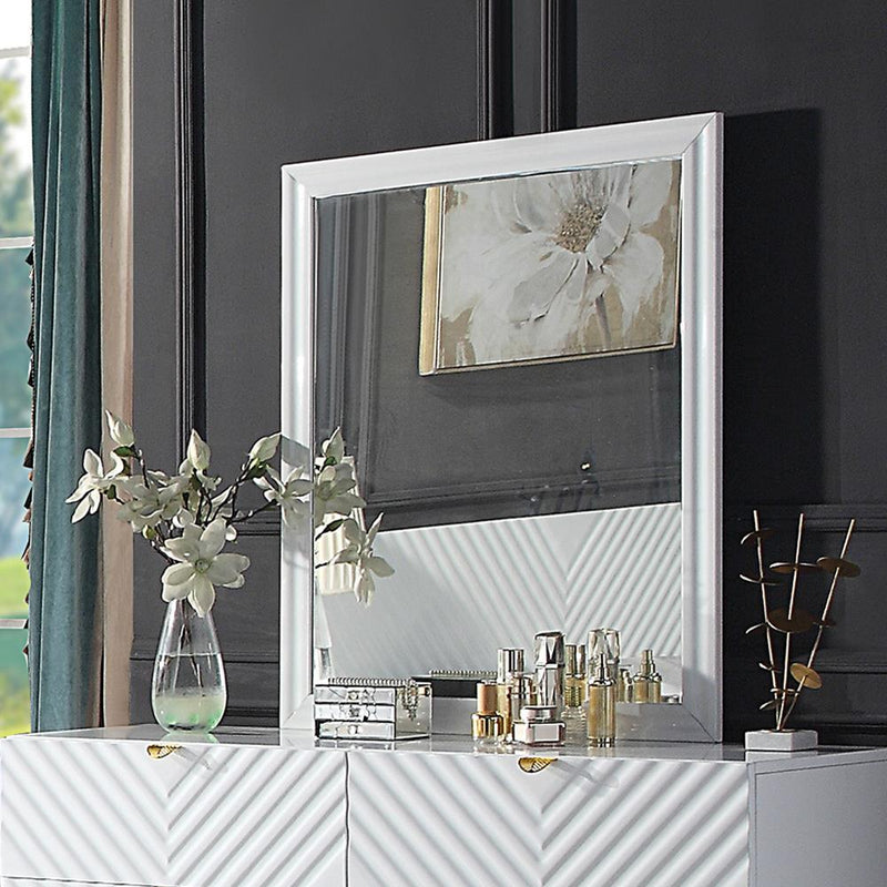 Acme Furniture Gaines BD01036 Mirror IMAGE 1