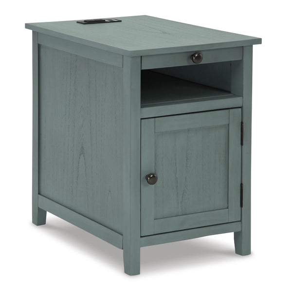  Signature Design by Ashley Treytown T300-717 Chair Side End Table IMAGE 1