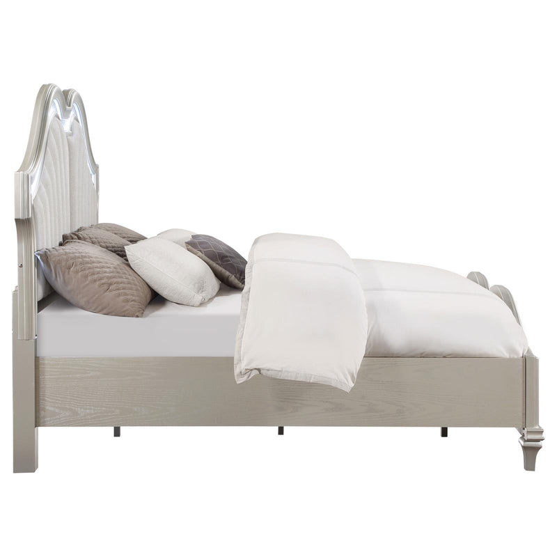 Coaster Furniture Evangeline 223391KW Tufted Upholstered Platform California King Bed - Ivory/Silver Oak IMAGE 4
