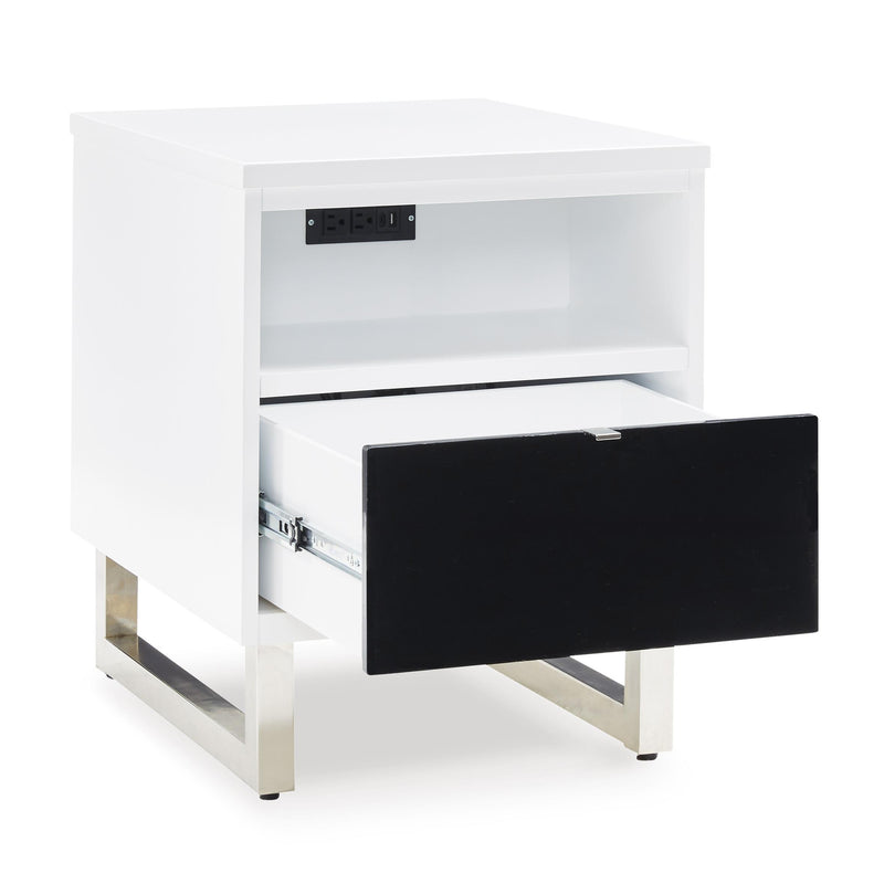 Signature Design by Ashley Gardoni T756-7 Chair Side End Table IMAGE 2