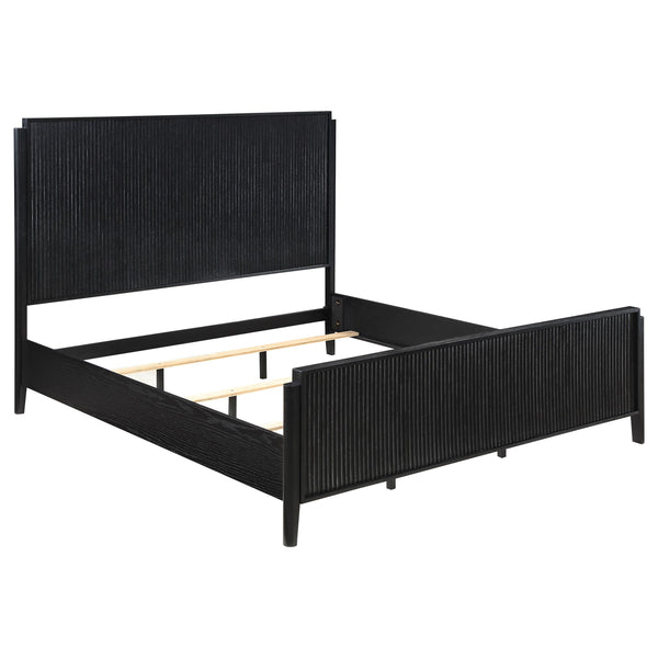 Coaster Furniture Brookmead 224711Q Queen Bed - Black IMAGE 1