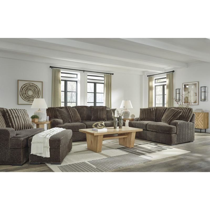  Benchcraft Aylesworth 53702U1 Oversized Chair and Ottoman IMAGE 4