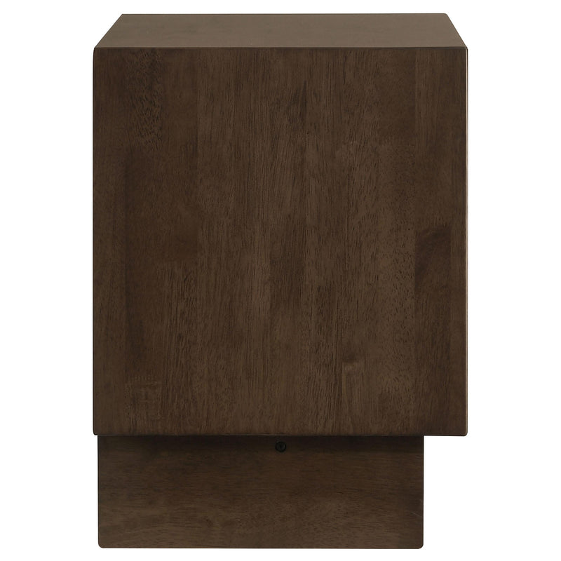 Coaster Furniture Glenwood 225012 2-drawer Nightstand Bedside Table - Warm Brown IMAGE 9