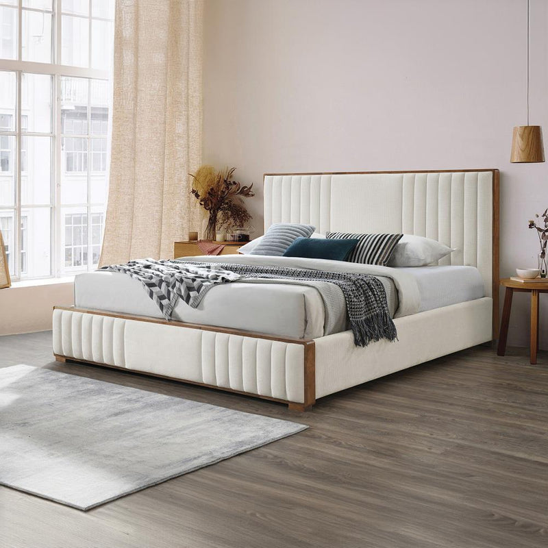 Acme Furniture Kaleea BD02468Q Queen Bed IMAGE 7