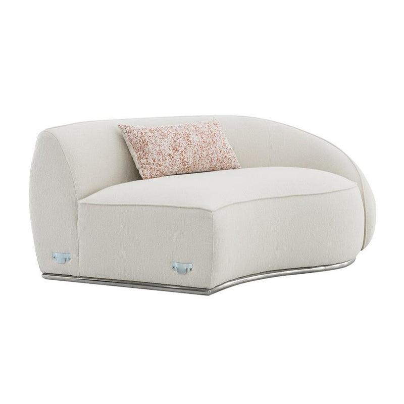 Acme Furniture Sahara LV03010 Sectional Sofa with 3 Pillows IMAGE 10