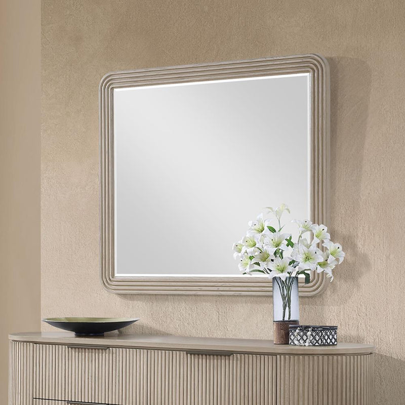 Acme Furniture Leanna Dresser Mirror BD05434 IMAGE 1